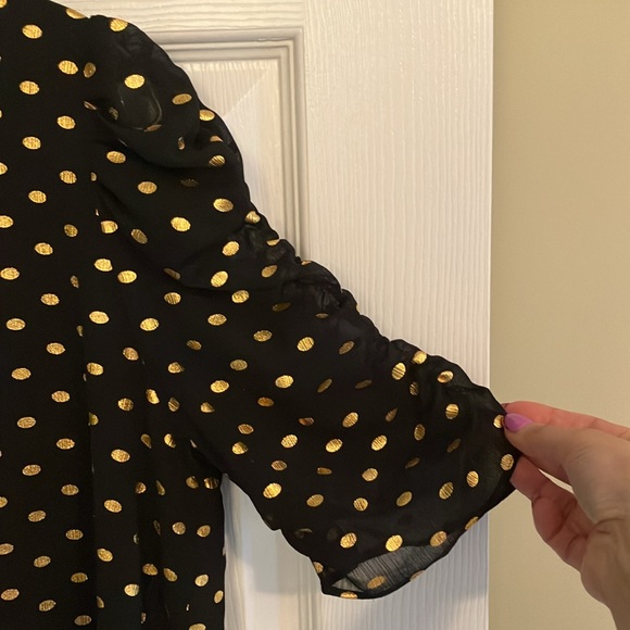 Black and gold polka dot t-shirt by & Other Stories, size 10. - Picture 2 of 5